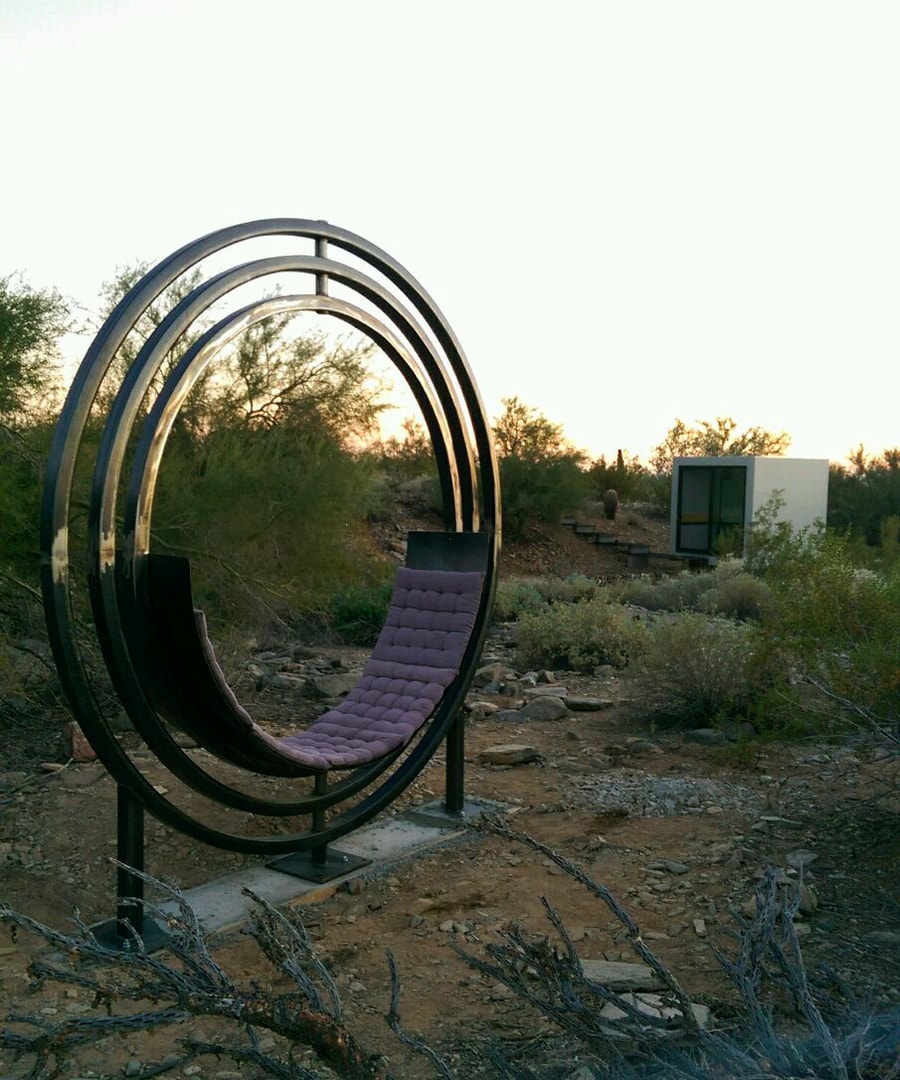 Etazin outdoor chair installation