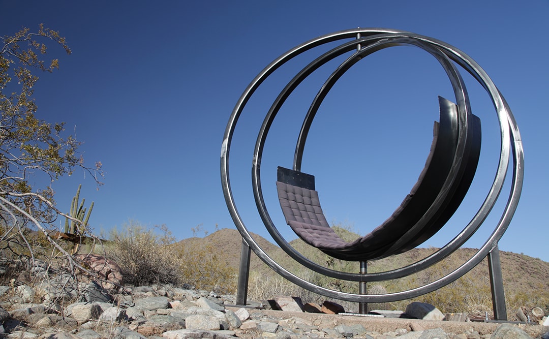 Etazin outdoor chair installation